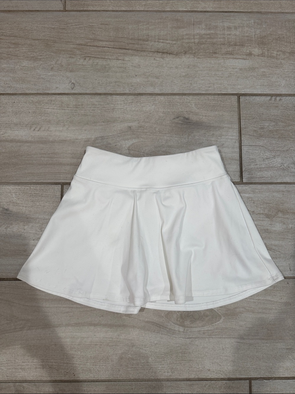 Garage White Athletic Skort with Clean Waistband